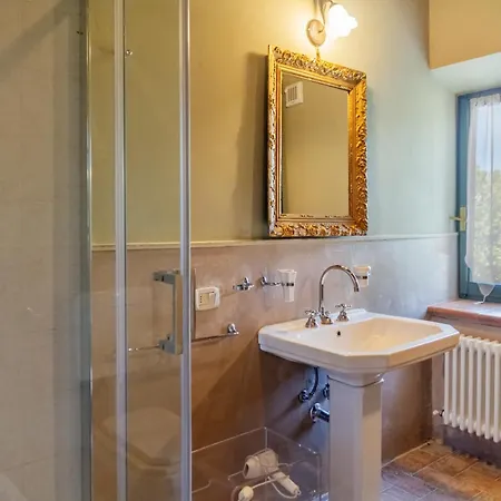 Poggio Bernone - *